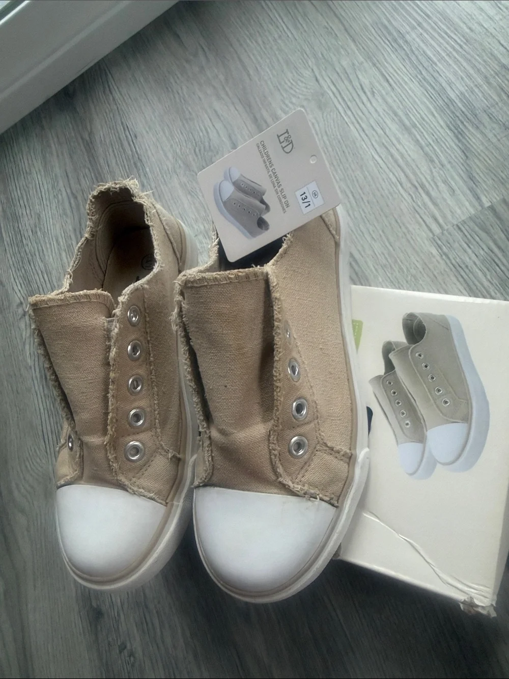 Children’s canvas slip on, shoes